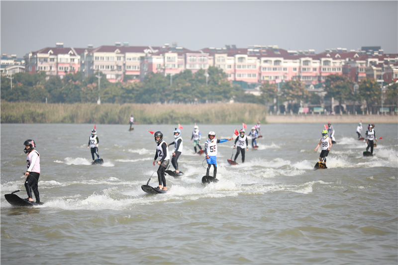 比賽現(xiàn)場(chǎng). 比賽現(xiàn)場(chǎng).