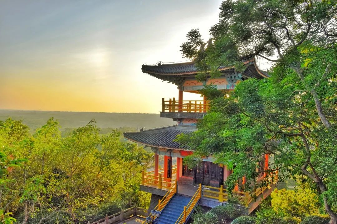 海南文筆峰盤古文化旅游區(qū)