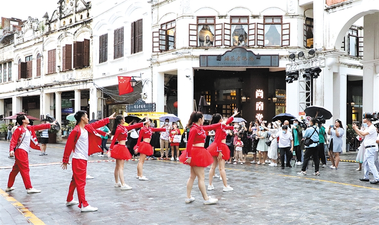 4384728_ngdsbtp_1665238898392_s 4384728_ngdsbtp_1665238898392_s